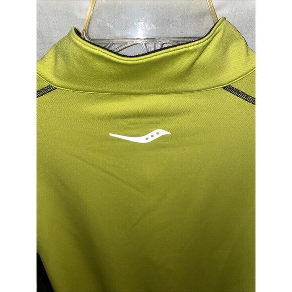 Saucony Men’s Athletic Shirt Size 2XL Yellow Athleisure Running Crosstraining - Picture 9 of 12